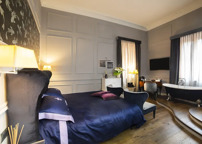 Relais San Lorenzo In Lucina Roma